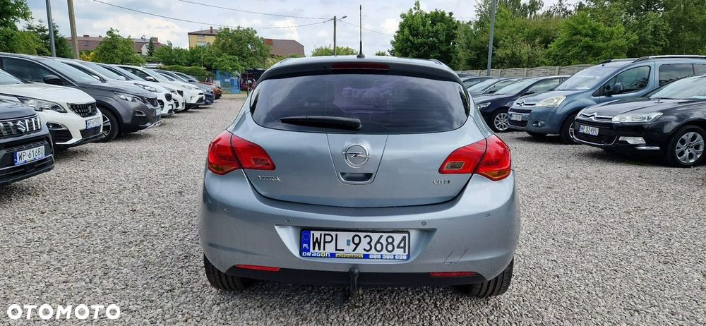 Opel Astra - 9