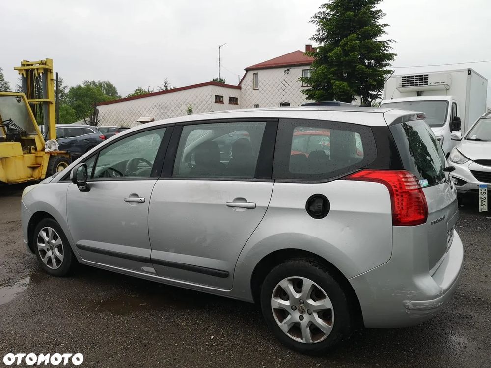 Peugeot 5008 1.6 HDi Premium - 5