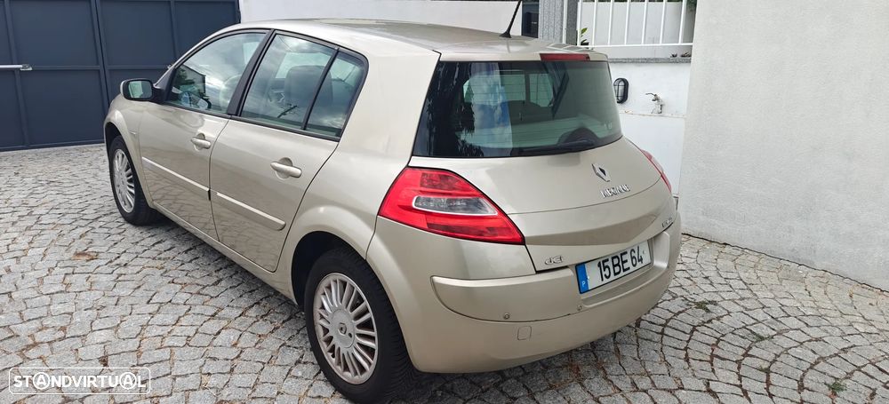 Renault Mégane 1.5 dCi Privilège Luxe - 9