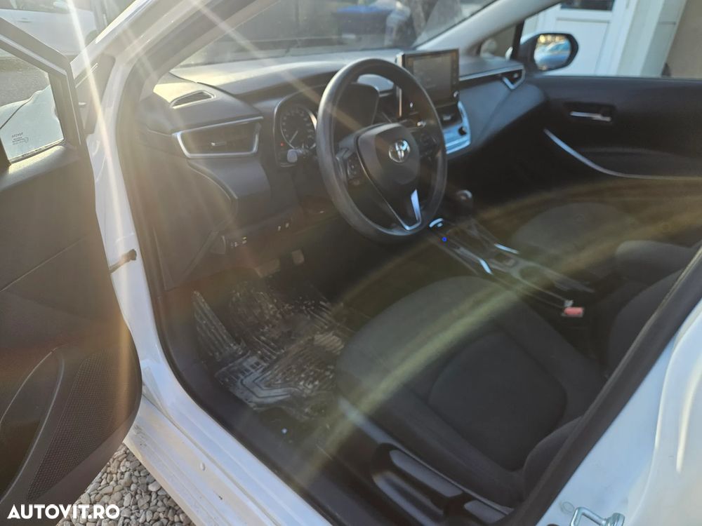 Toyota Corolla 1.8 HSD Business - 7