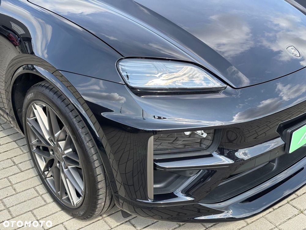 Porsche Macan - 3