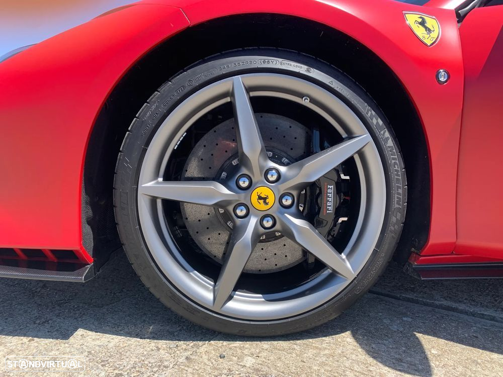 Ferrari F8 Tributo Spider - 14