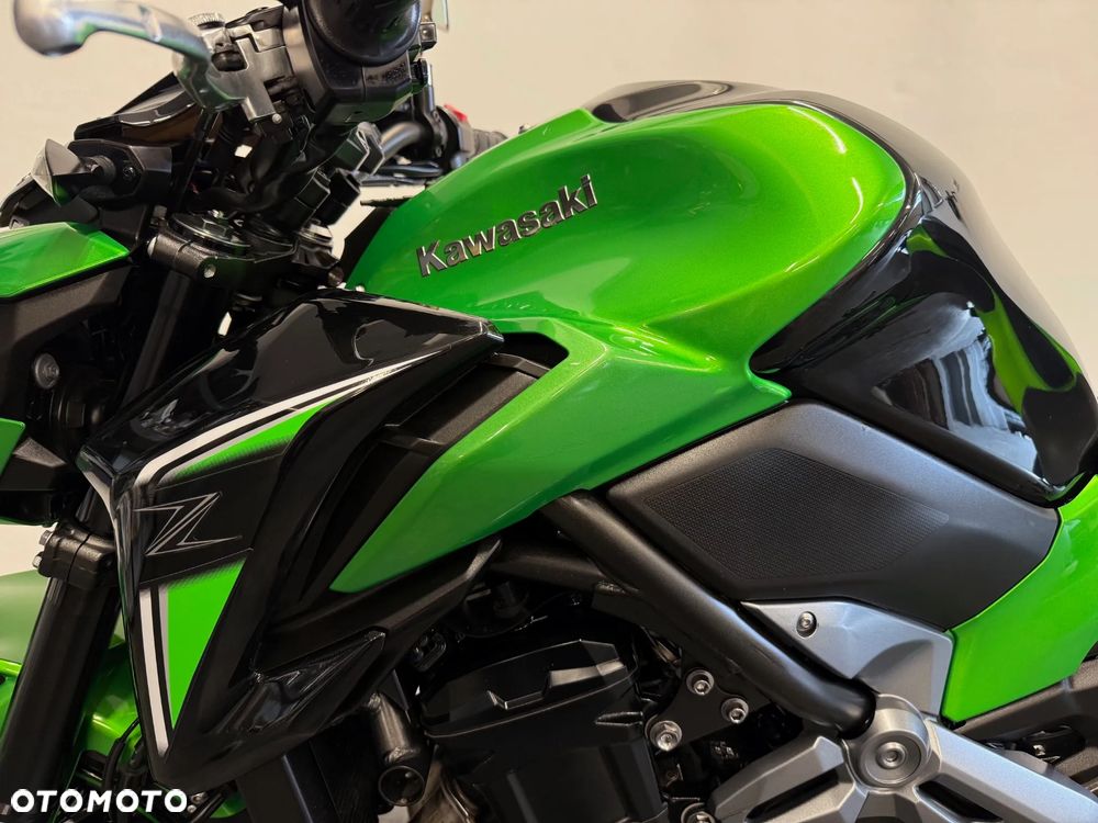 Kawasaki Z 900 - 17