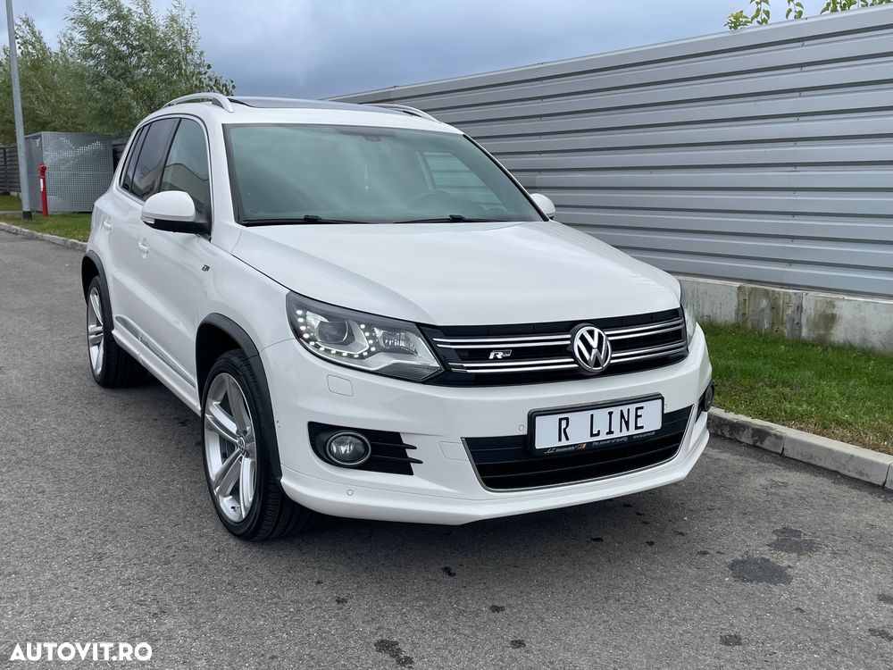 Volkswagen Tiguan - 1