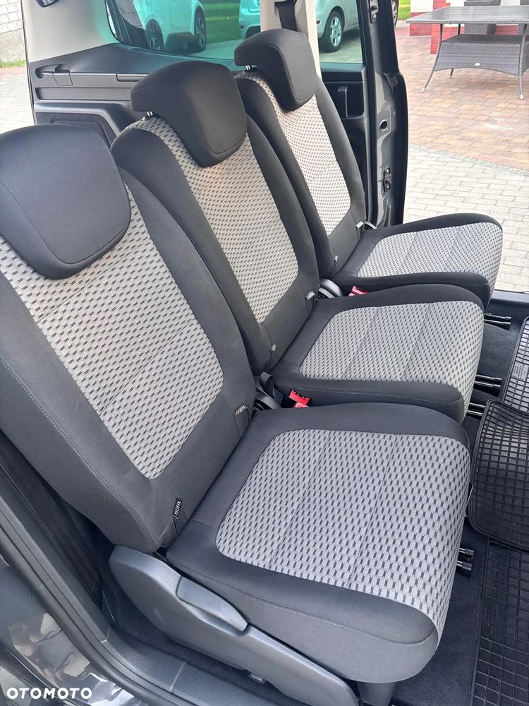 Volkswagen Sharan 2.0 TDI Comfortline - 18