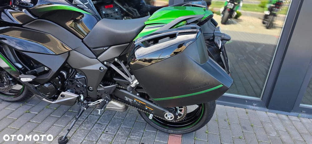 Kawasaki Ninja 1000 SX - 40