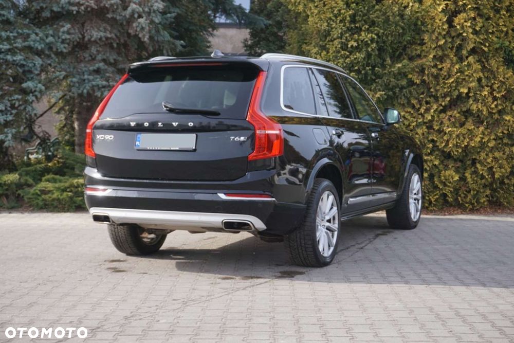 Volvo XC 90 - 5
