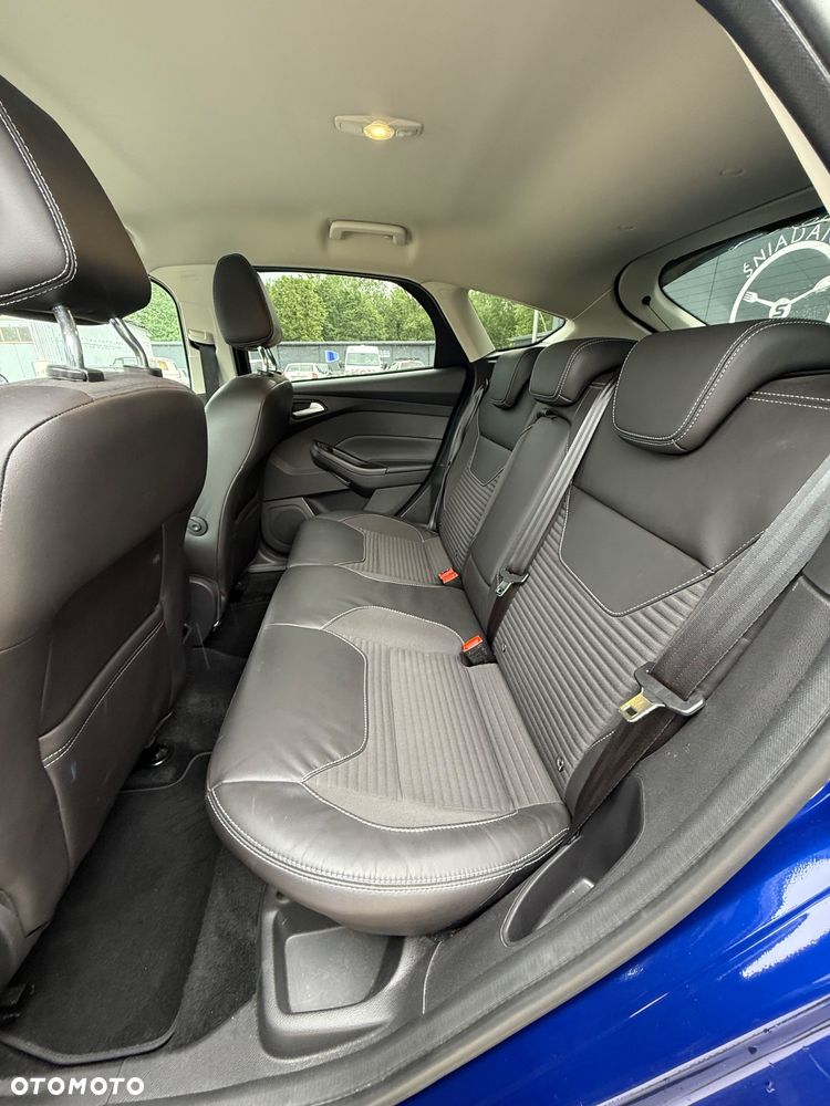 Ford Focus - 38