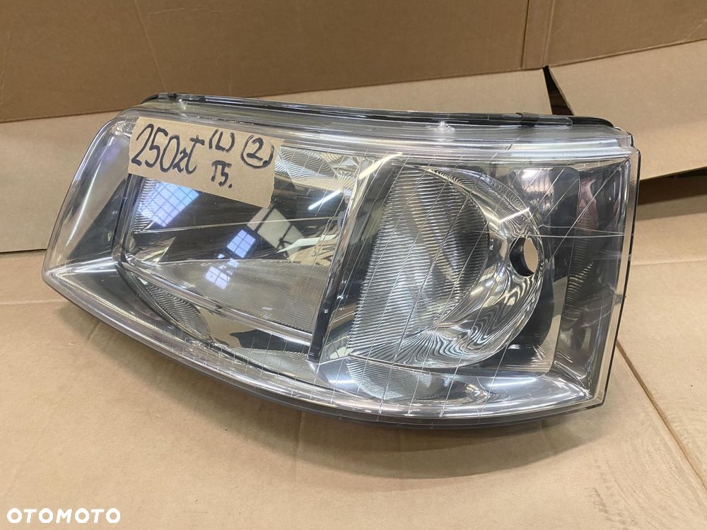 VW TRANSPORTER T5 MULTIVAN CARAVELLE 03- LAMPA PRZEDNIA LEWA - 3