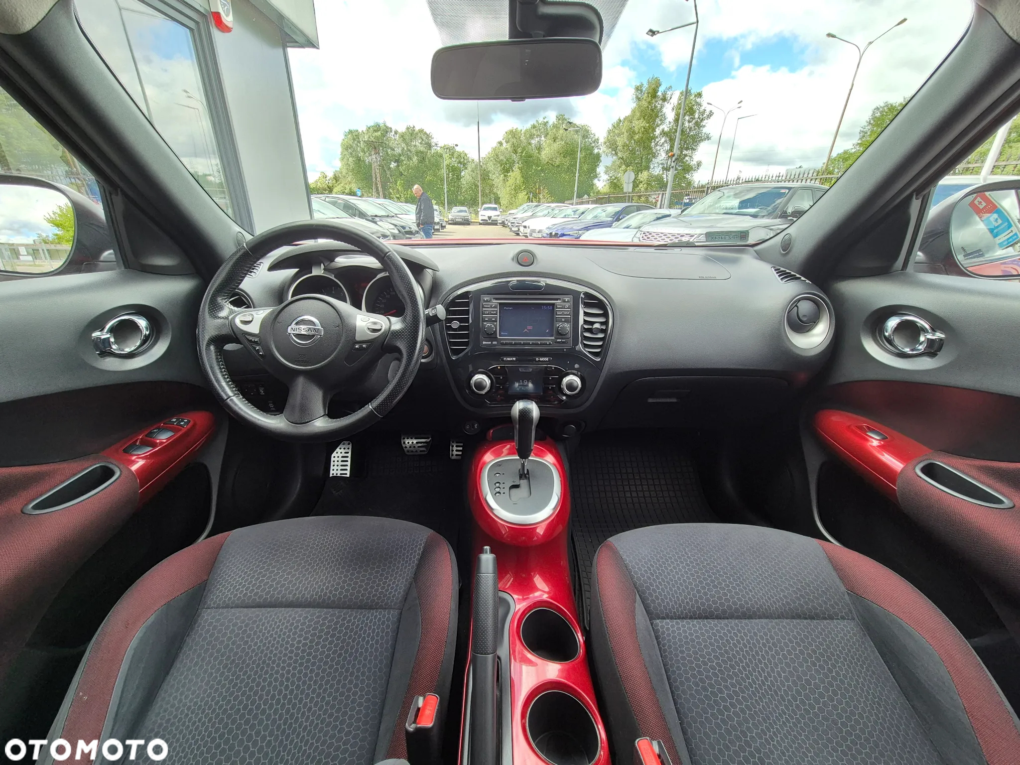 Nissan Juke 1.6 T Tekna 4x4 - 13