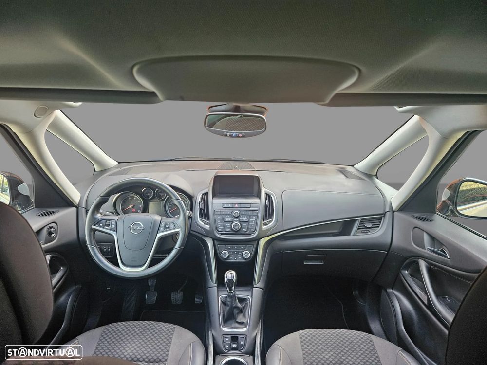 Opel Zafira 1.6 CDTi Cosmo - 37