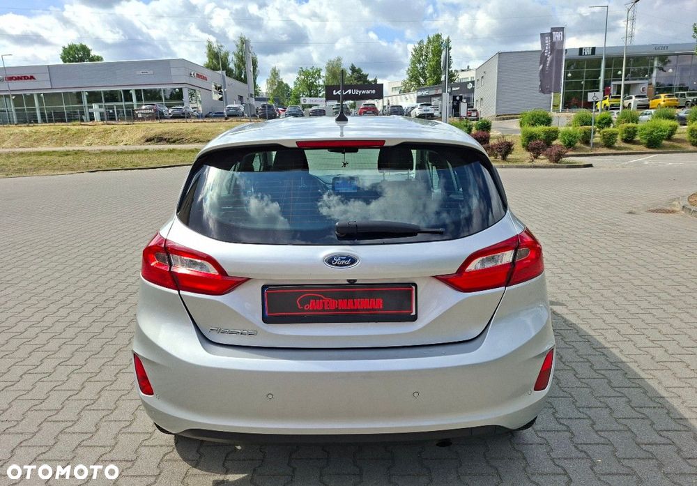 Ford Fiesta - 9