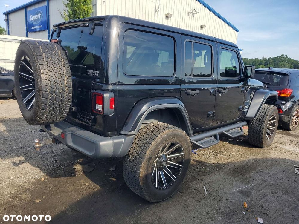 Jeep Wrangler 3.6 Unlim Sahara - 4