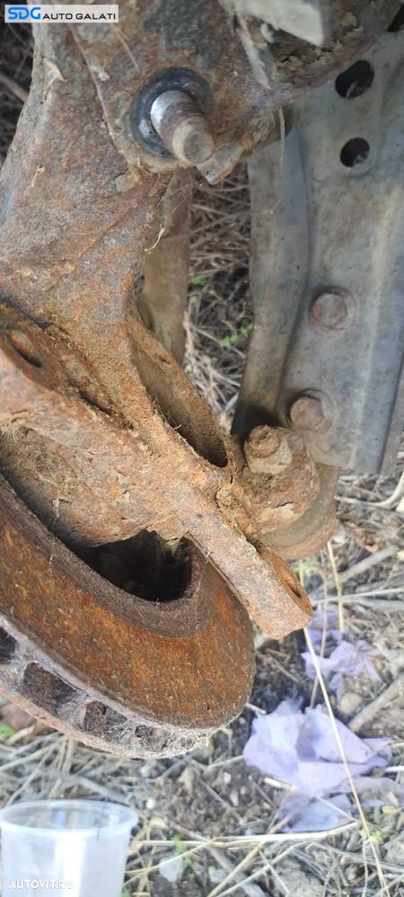 Fuzeta Dreapta Fata cu Rulment Chevrolet Aveo 1.6 2003 - 2011 [C1172] - 2