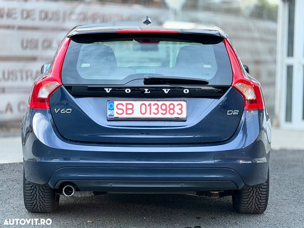 Volvo V60 D2 ECO Start-Stop Momentum - 14