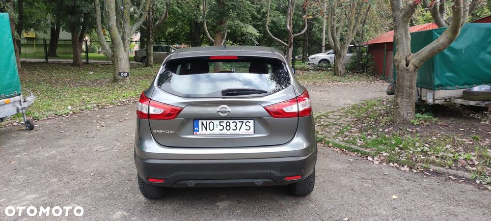 Nissan Qashqai 1.2 DIG-T N-Connecta EU6 - 6