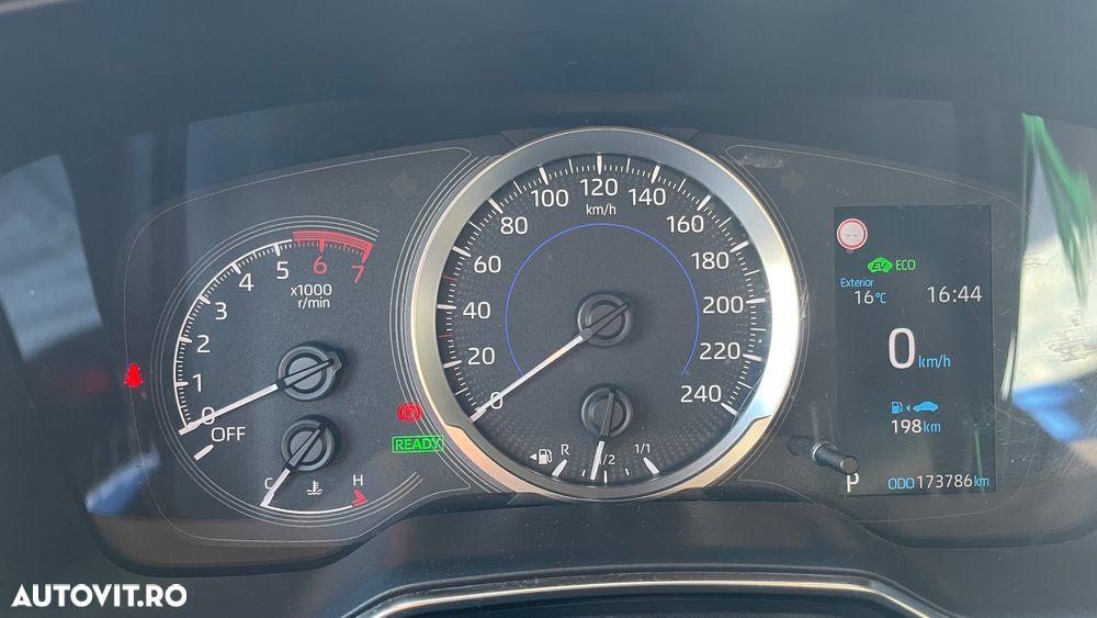 Toyota Corolla 1.8 Hybrid Comfort - 7