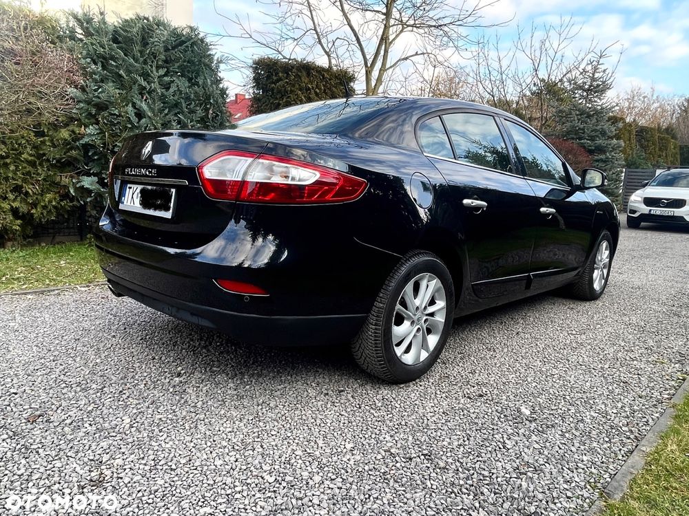 Renault Fluence ver-1-6-16v-limited - 21