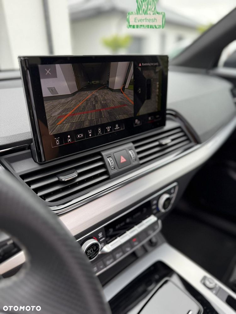 Audi Q5 Sportback - 9