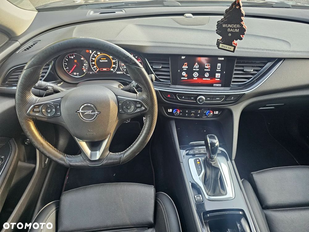 Opel Insignia 2.0 BiTurbo 4x4 Innovation - 16