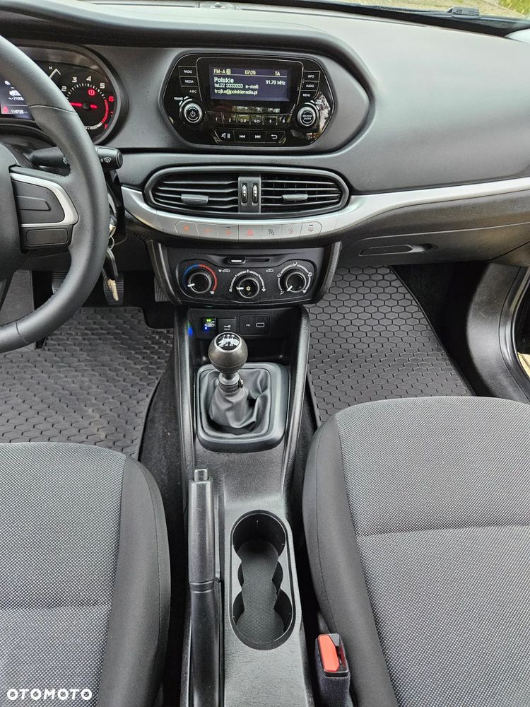 Fiat Tipo 1.4 16V Easy - 22