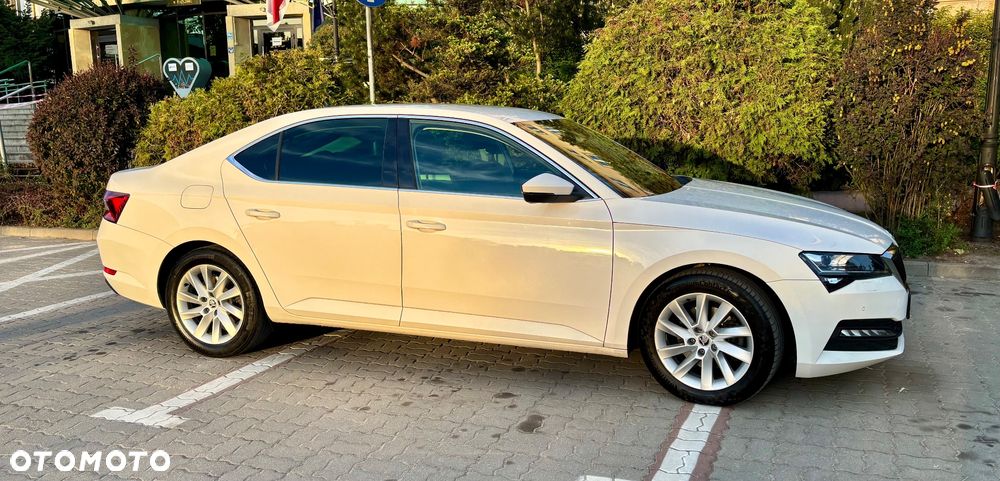 Skoda Superb 2.0 TDI Sportline DSG - 7