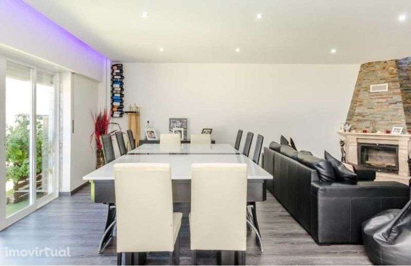 T2 Apartamento Ramada e Caneças Arenda-se - Grande imagem: 2/7