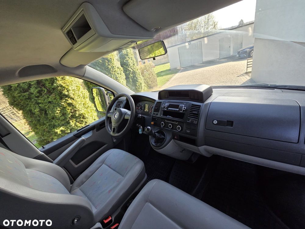 Volkswagen Transporter - 32