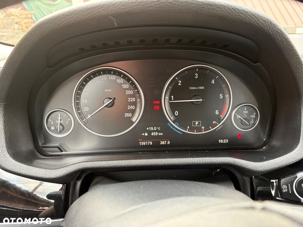 BMW X3 xDrive20d - 16