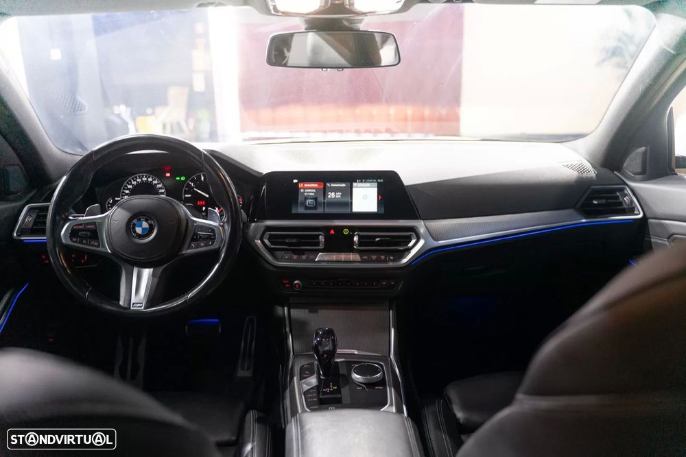 BMW 320 d Pack M Auto - 19