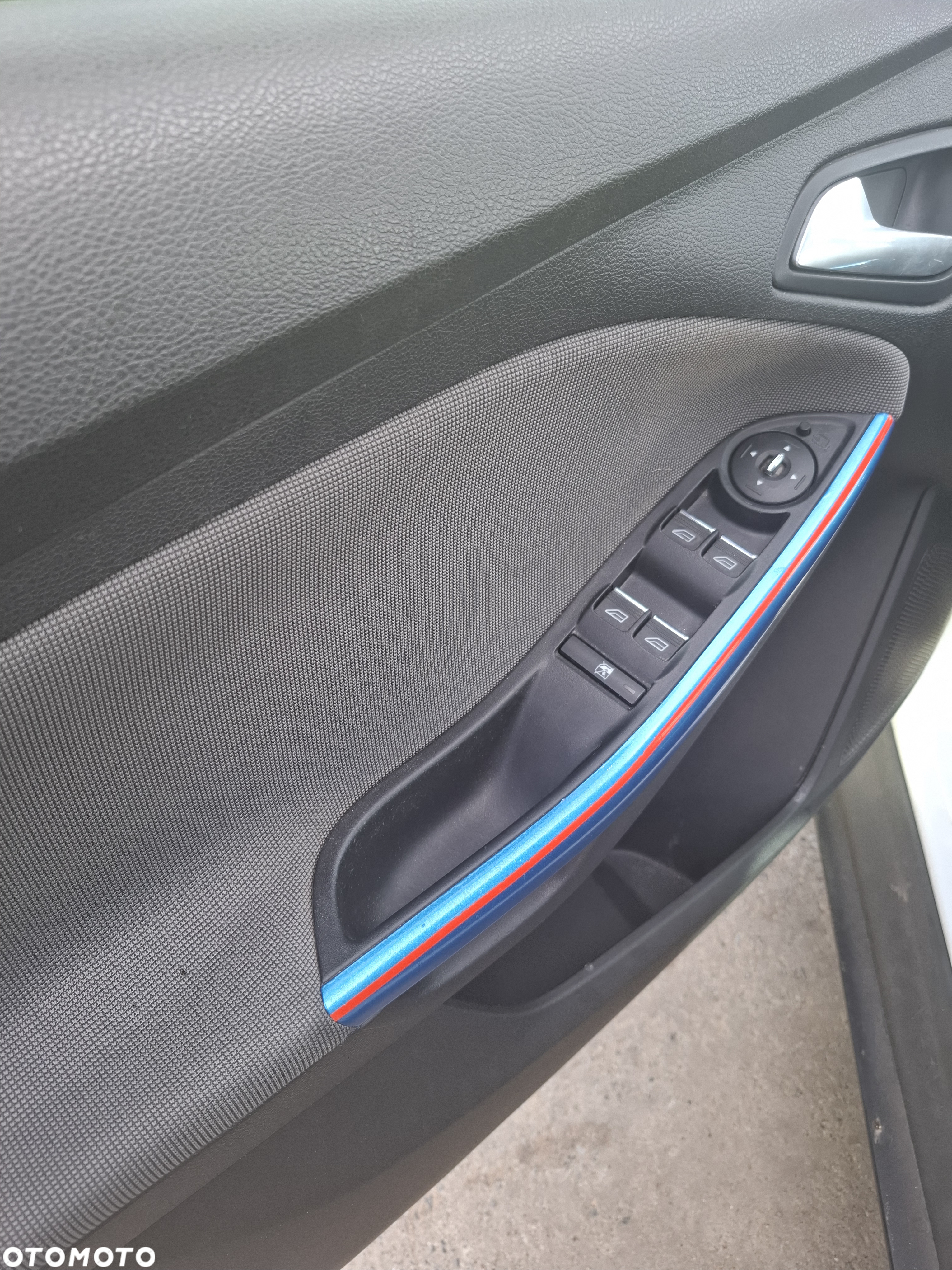 Ford Focus 1.6 EcoBoost Edition - 19
