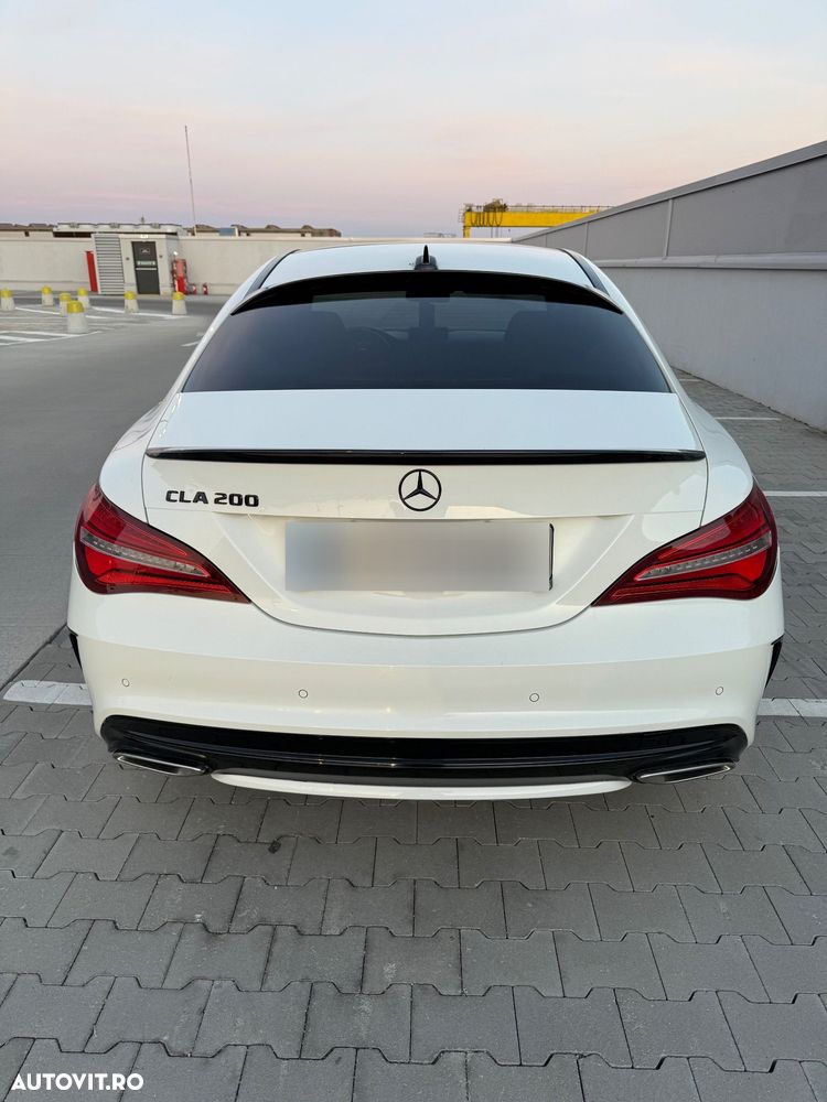 Mercedes-Benz CLA 200 - 3