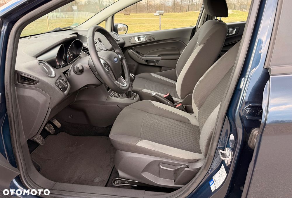 Ford Fiesta - 15