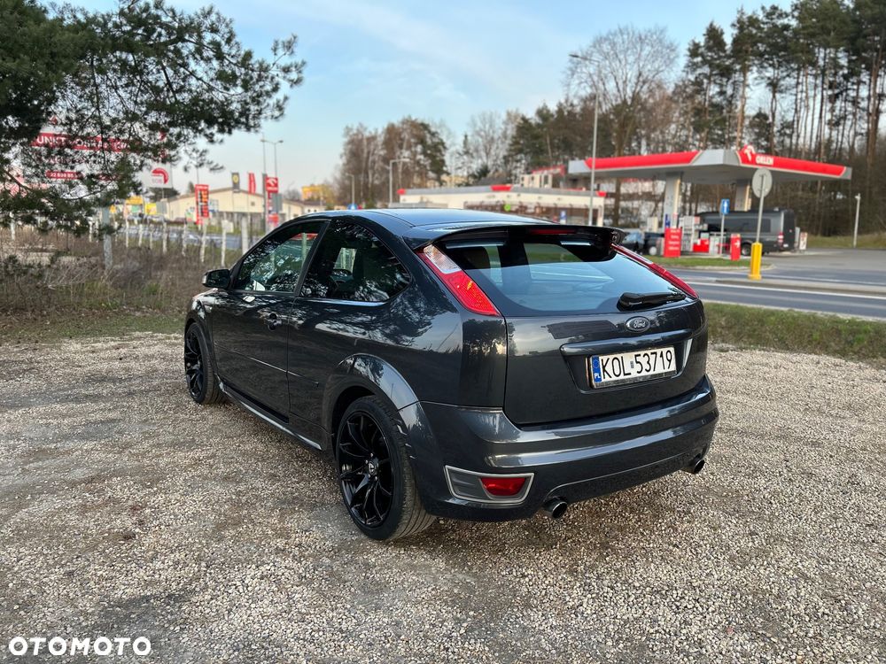 Ford Focus ST - 24