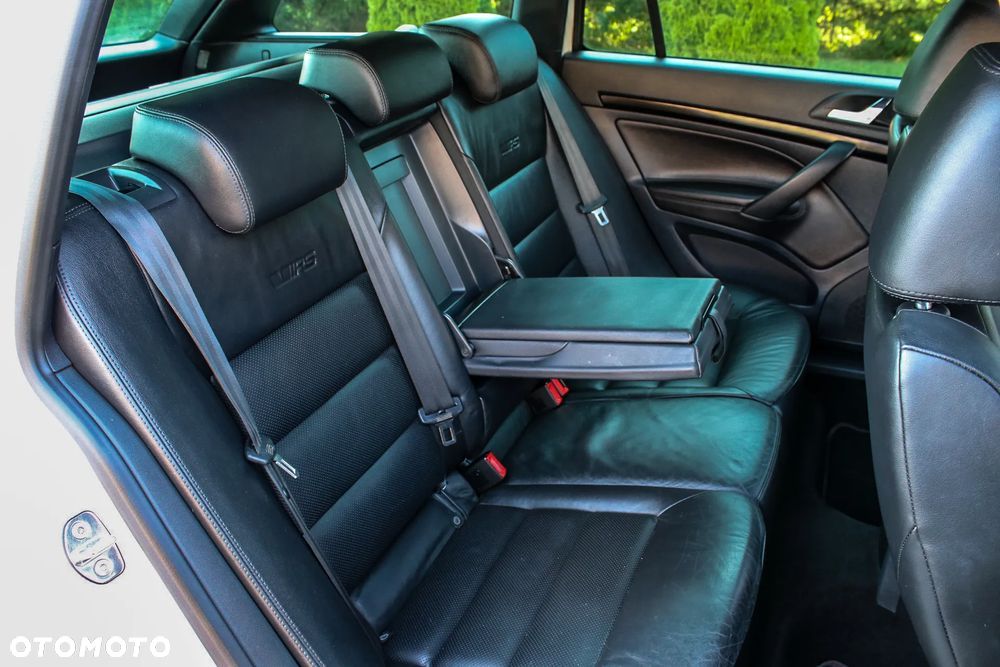 Skoda Octavia Combi 2.0 TDI CR DPF RS - 24