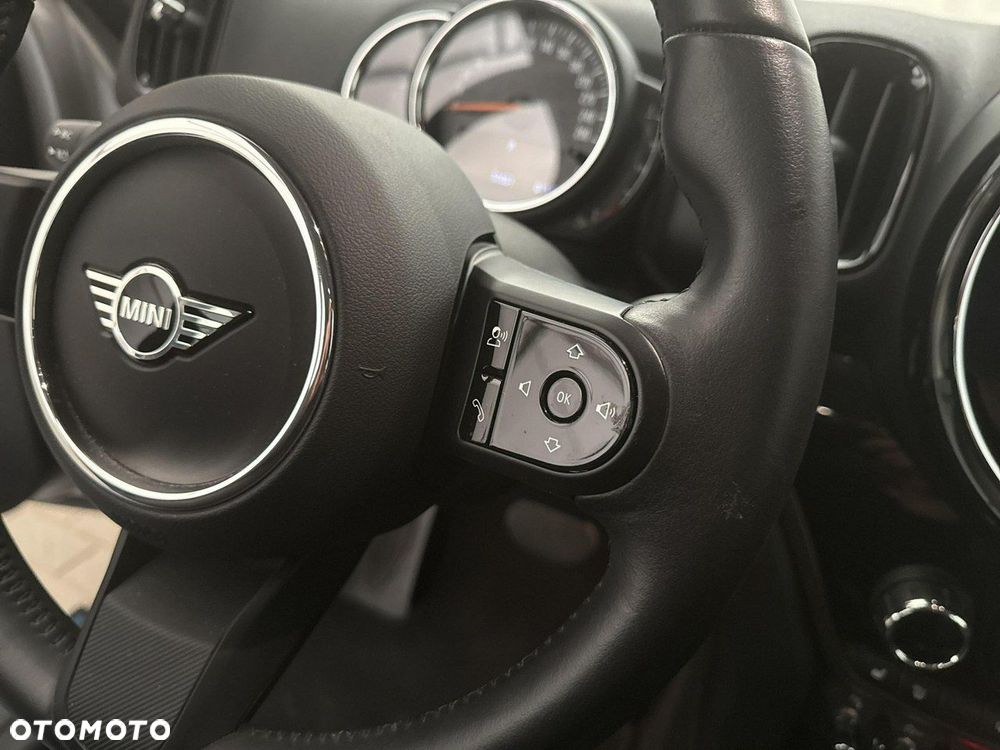 MINI Countryman - 25