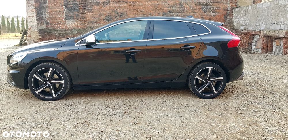 Volvo V40 D3 Geartronic RDesign - 8