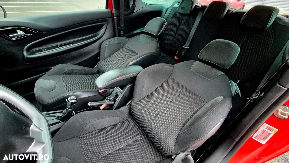 Citroën DS3 PureTech 82 SoChic - 6