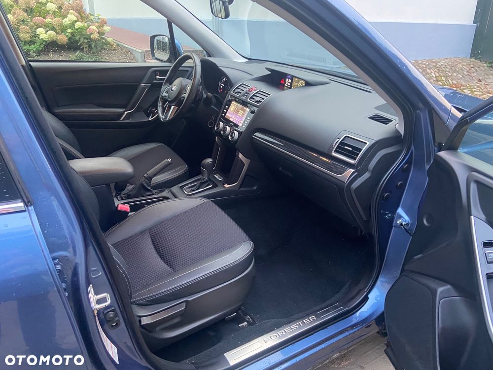 Subaru Forester 2.0 i Exclusive (EyeSight) Lineartronic - 13