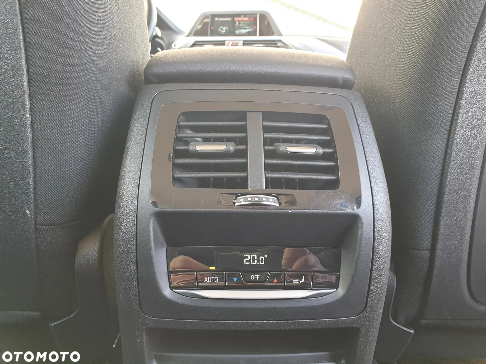BMW X3 xDrive20d Advantage - 8