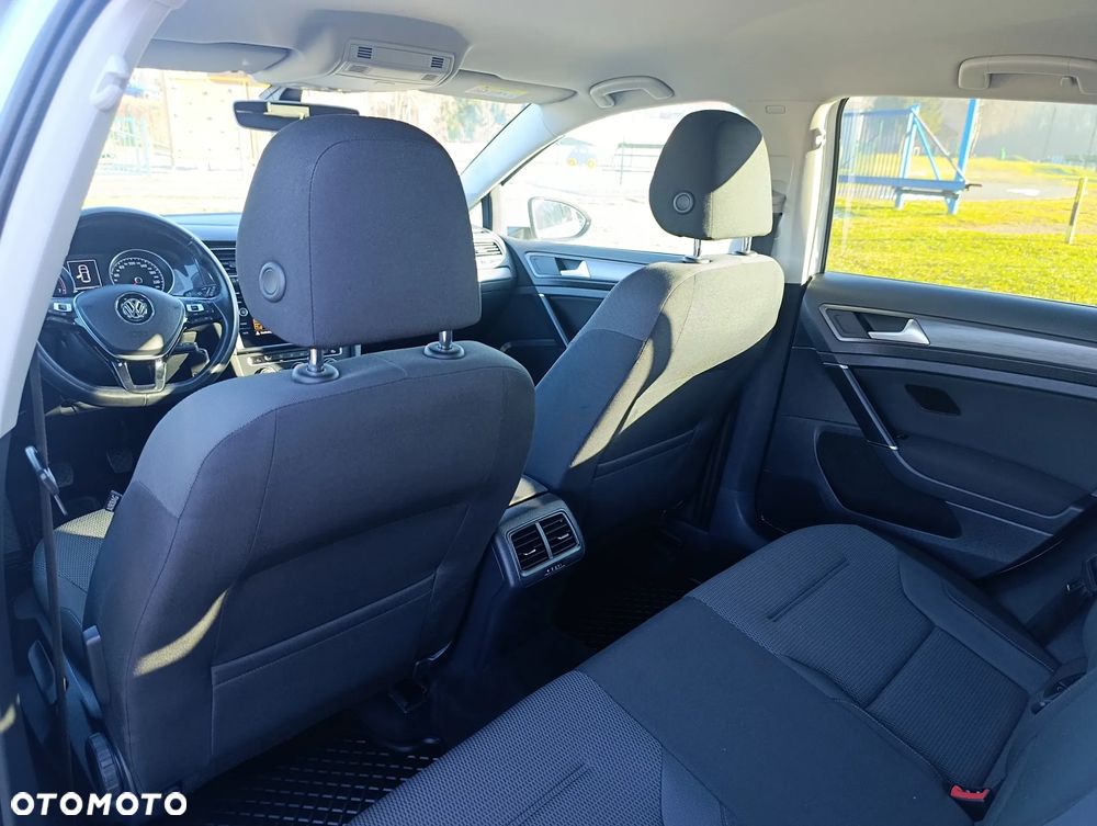 Volkswagen Golf 1.0 TSI BlueMotion Comfortline - 15