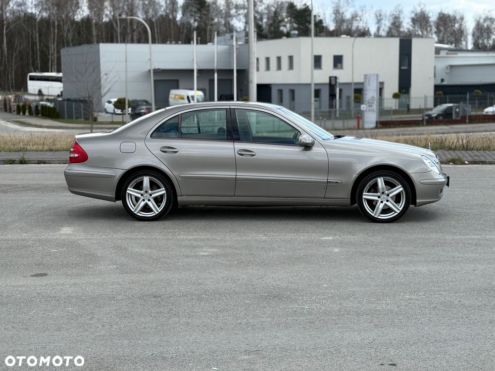 Mercedes-Benz Klasa E 200 CDI Classic - 6