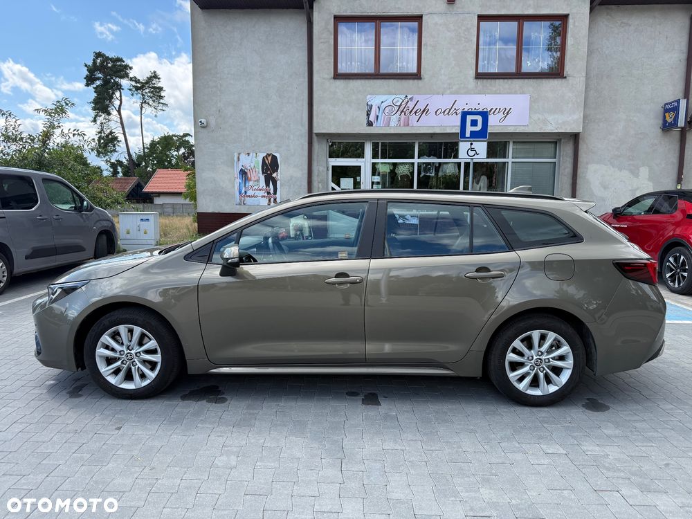 Toyota Corolla 2.0 Hybrid Comfort - 3