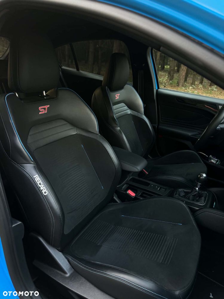 Ford Focus 2.3 EcoBoost ST Edition - 13