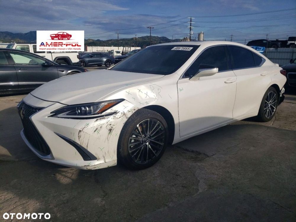 Lexus ES - 1