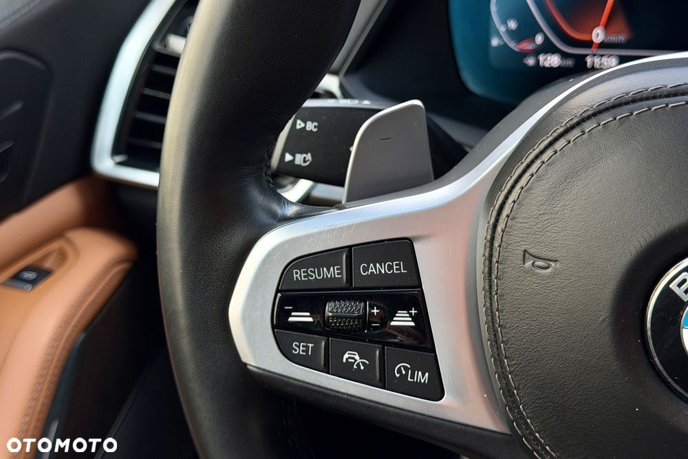 BMW X5 xDrive40i sport - 8