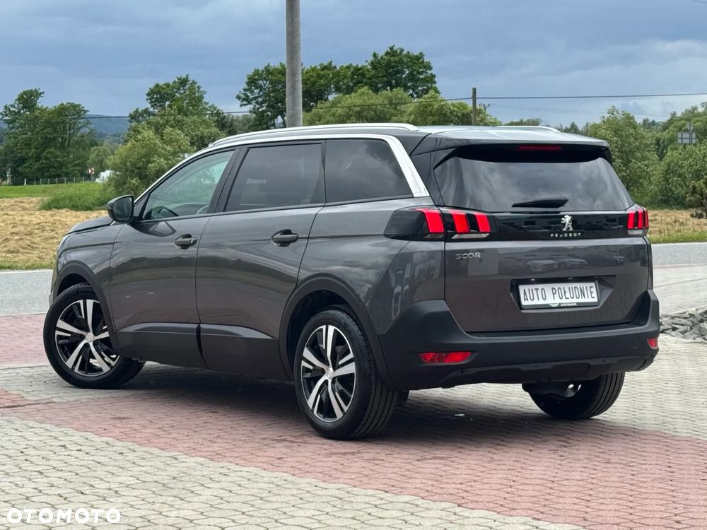 Peugeot 5008 - 4