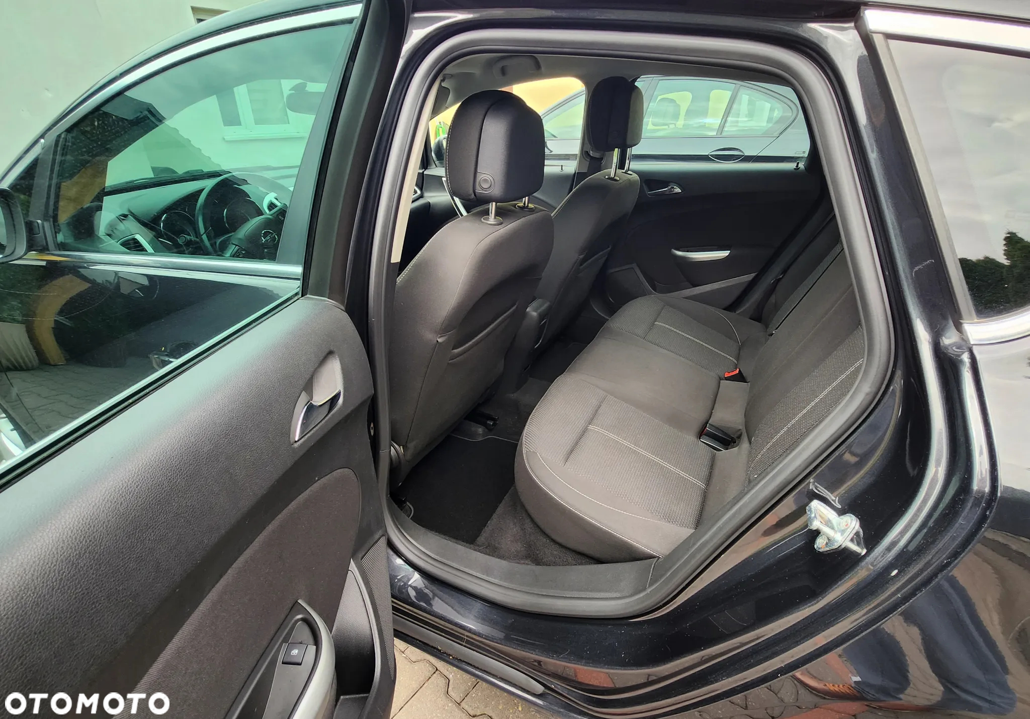Opel Astra 1.7 CDTI DPF Active - 11