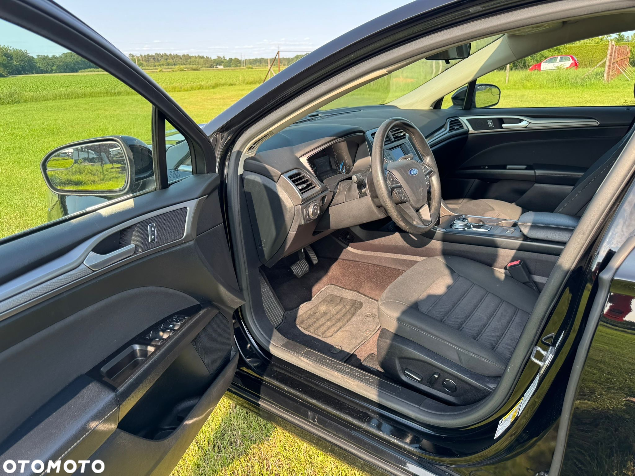 Ford Fusion - 13