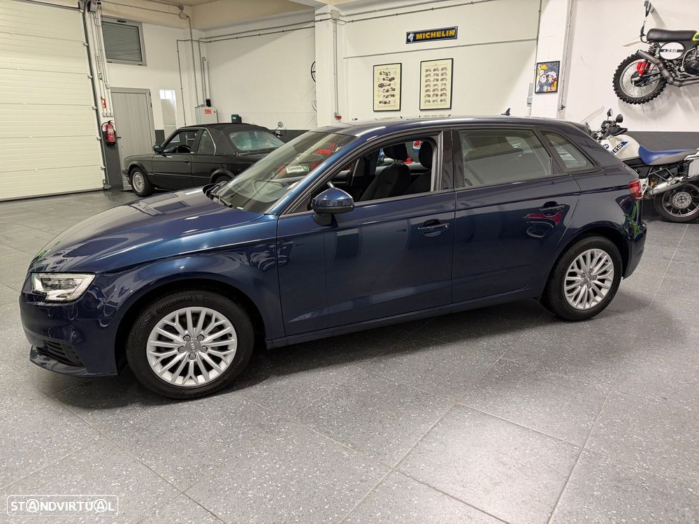 Audi A3 Sportback 1.6 TDI Advance Ultra - 26